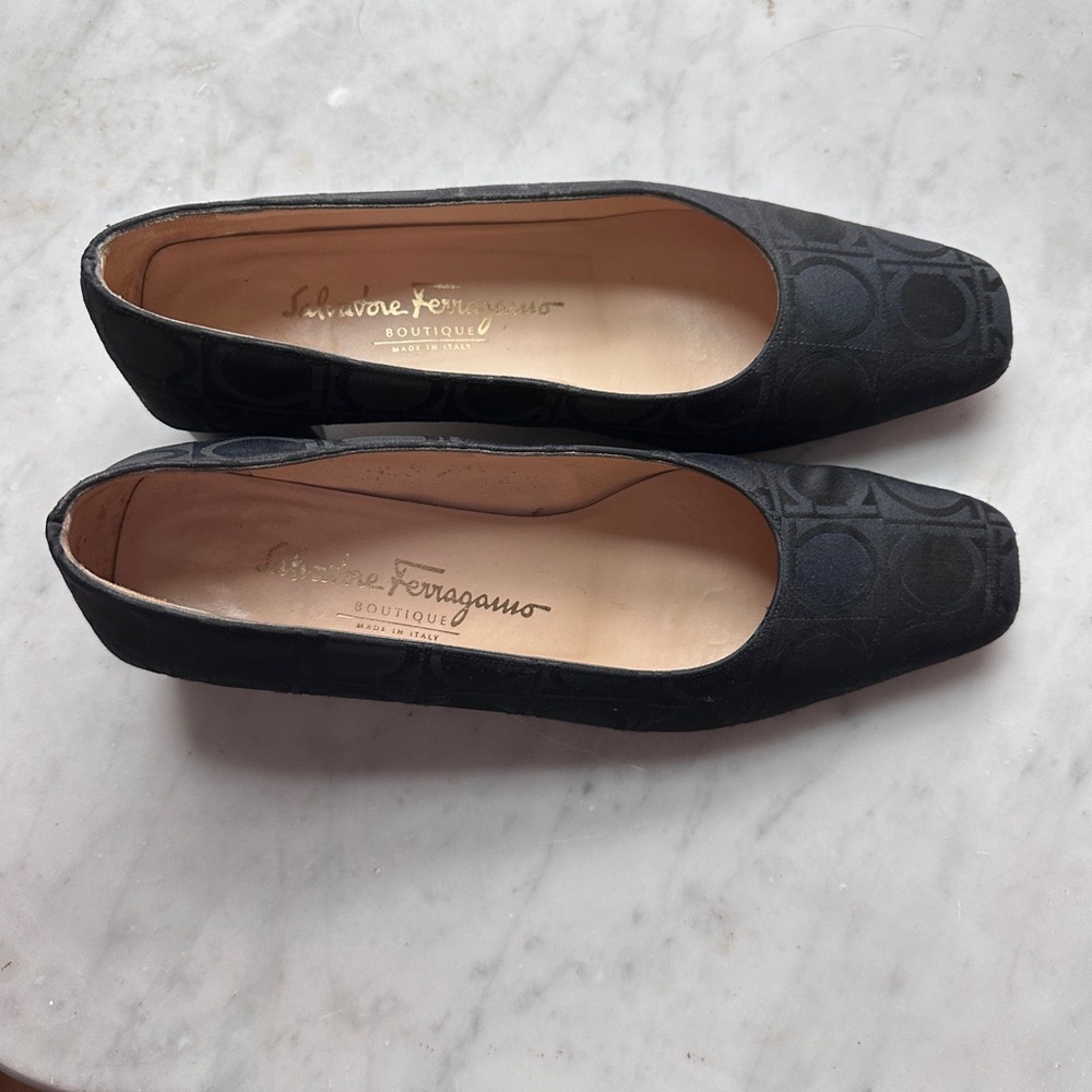 Salvatore Ferragamo Ornamental Damask Heels - Picture 4 of 7